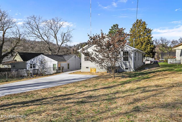 1134 Rider Ave, Knoxville, TN 37917