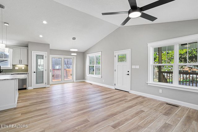 1134 Rider Ave, Knoxville, TN 37917