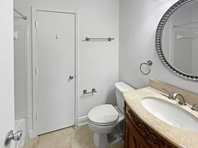 708 SECRET HARBOR LANE 204, Lake Mary, FL 32746