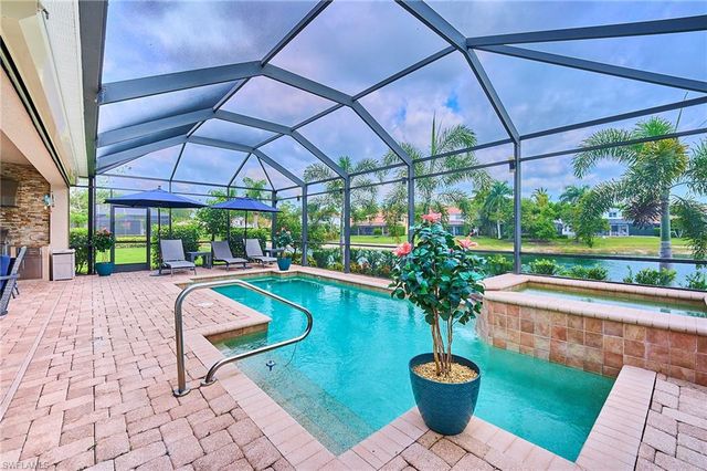 12702 Aviano DR, Naples, FL 34105