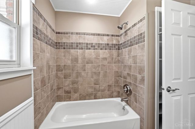 5756 Shirl Bar Circle, Miami Twp, OH 45150