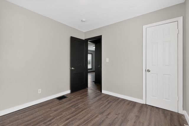 2899 McGuffey Road, Columbus, OH 43224