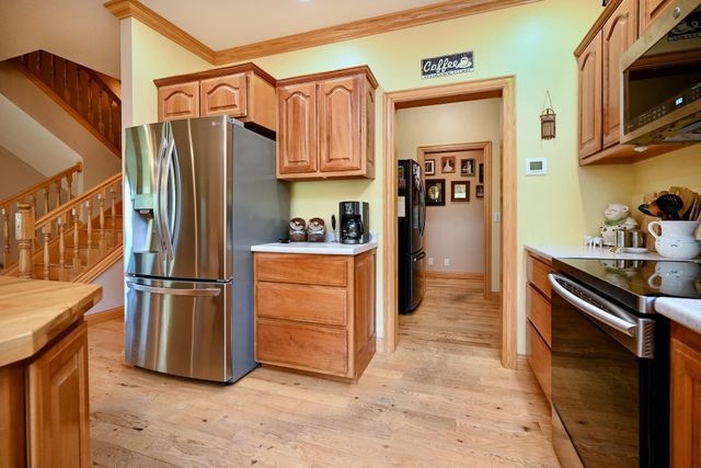 24242 Pfeiffer Hill Road, Wilson Twp, MN 55987