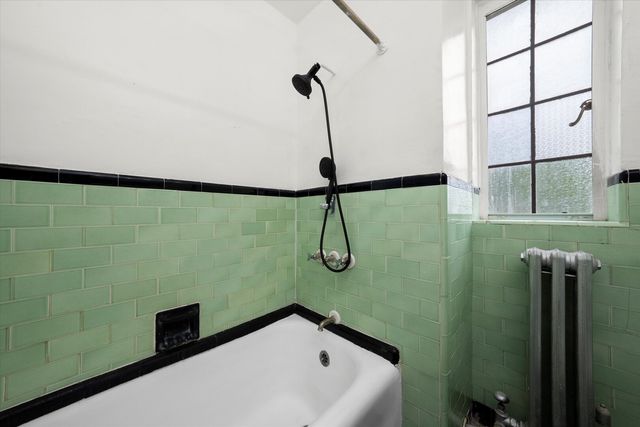 3017 E 78TH Street 4B, Chicago, IL 60649