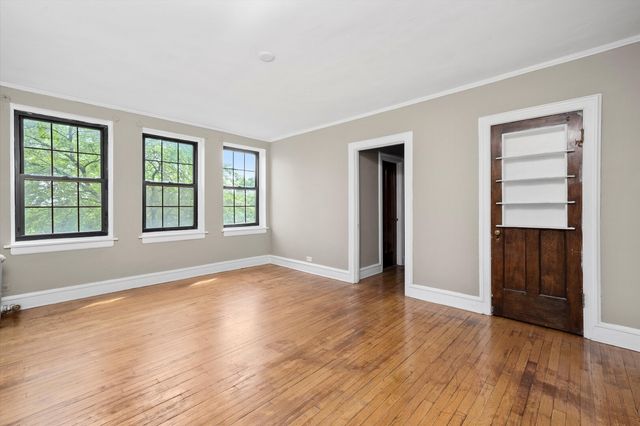 3017 E 78TH Street 4B, Chicago, IL 60649