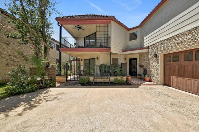 122 Acapulco DR, Lakeway, TX 78734