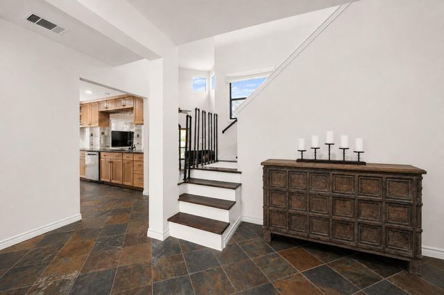 122 Acapulco DR, Lakeway, TX 78734