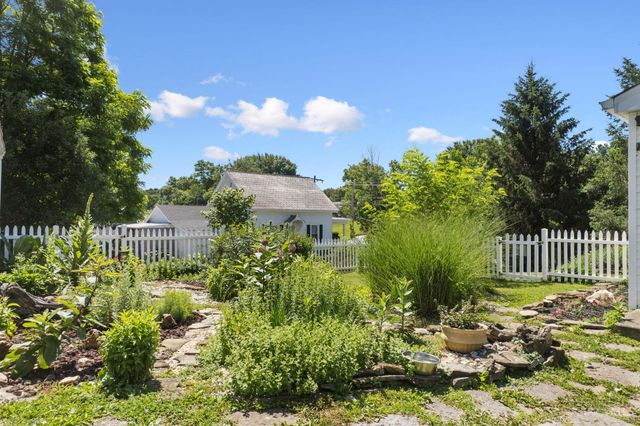320 E Plane Street, Bethel, OH 45106