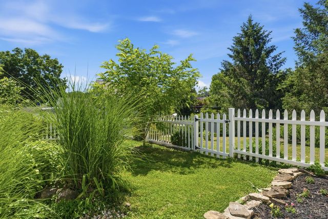 320 E Plane Street, Bethel, OH 45106