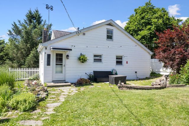 320 E Plane Street, Bethel, OH 45106