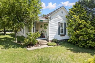 320 E Plane Street, Bethel, OH 45106