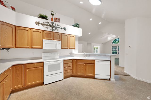2136 W JORDAN VILLA DR, West Jordan, UT 84088