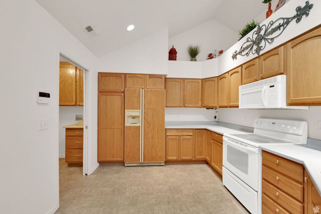 2136 W JORDAN VILLA DR, West Jordan, UT 84088