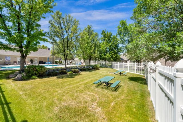 2136 W JORDAN VILLA DR, West Jordan, UT 84088