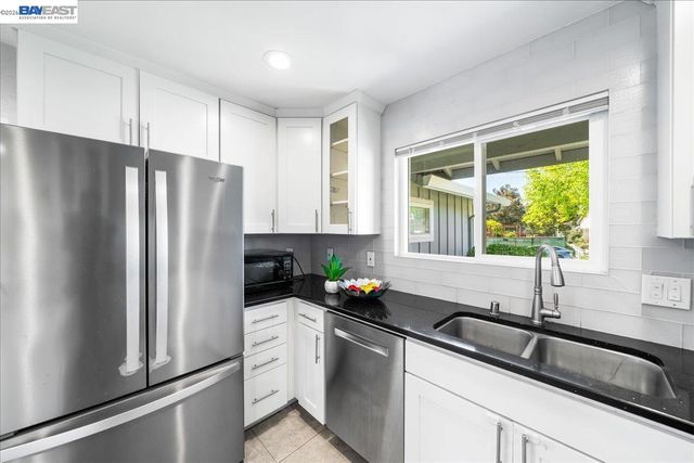 48252 Cottonwood St, Fremont, CA 94539