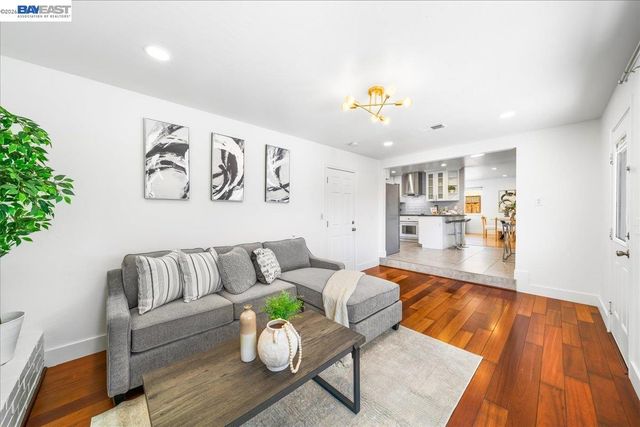 48252 Cottonwood St, Fremont, CA 94539