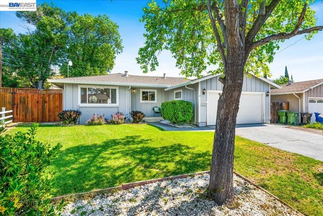 48252 Cottonwood St, Fremont, CA 94539