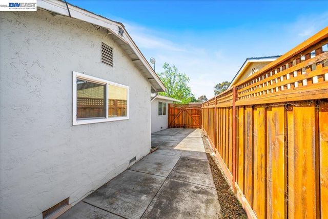 48252 Cottonwood St, Fremont, CA 94539