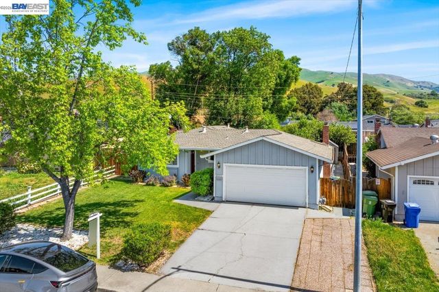 48252 Cottonwood St, Fremont, CA 94539