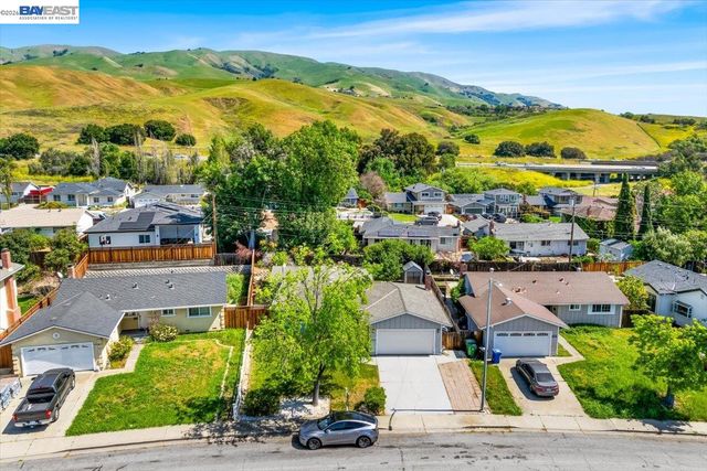 48252 Cottonwood St, Fremont, CA 94539