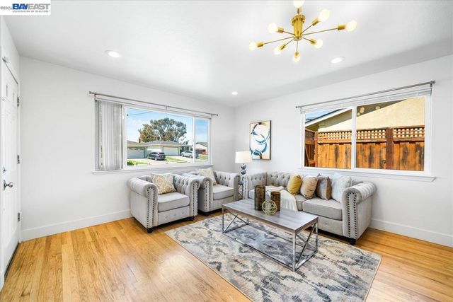 48252 Cottonwood St, Fremont, CA 94539