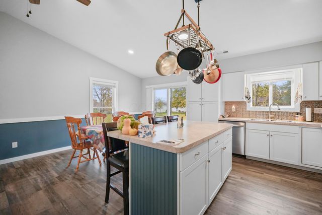 1324 Brandy Lane, West Salem, OH 44287