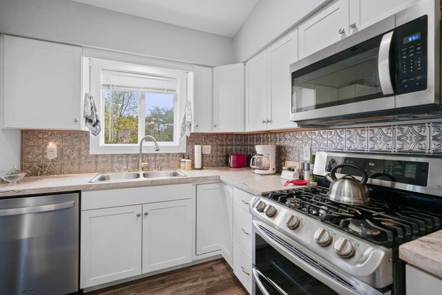 1324 Brandy Lane, West Salem, OH 44287