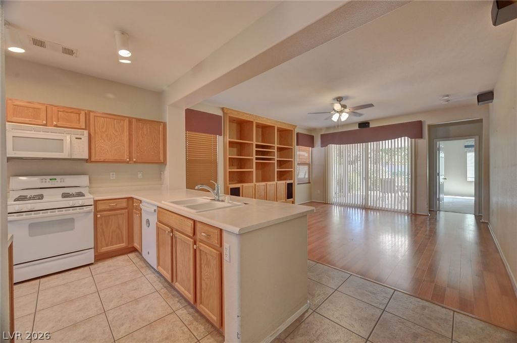 5131 Opal Crest Avenue, Las Vegas, NV 89131 — photo 3