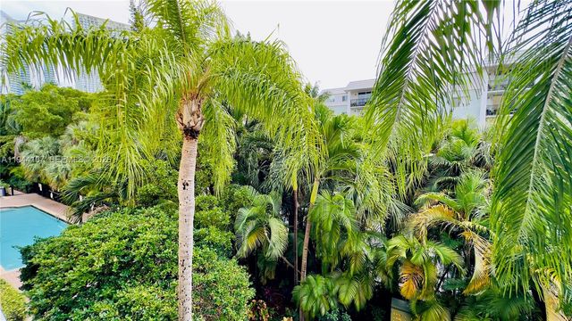 17125 N Bay Rd 3311, Sunny Isles Beach, FL 33160