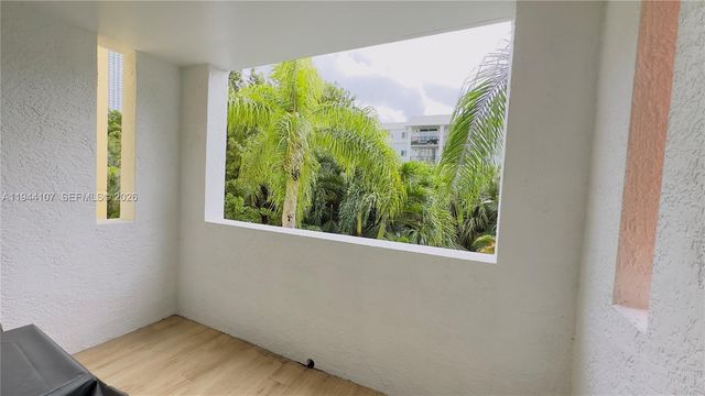 17125 N Bay Rd 3311, Sunny Isles Beach, FL 33160