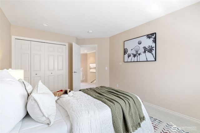 1447 Scurlock Lane, Mukilteo, WA 98275