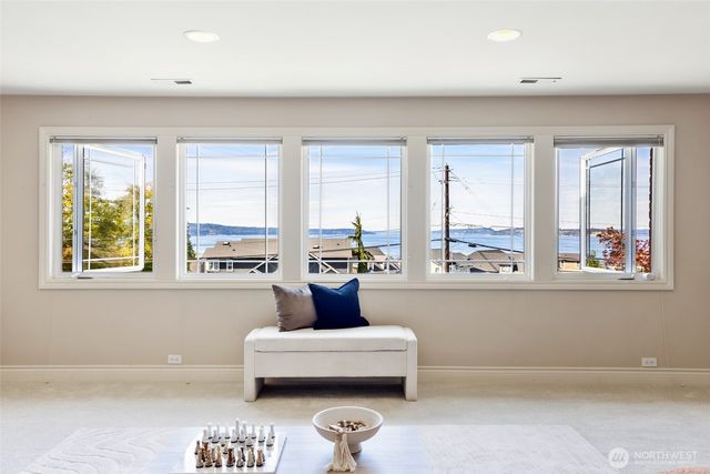 1447 Scurlock Lane, Mukilteo, WA 98275