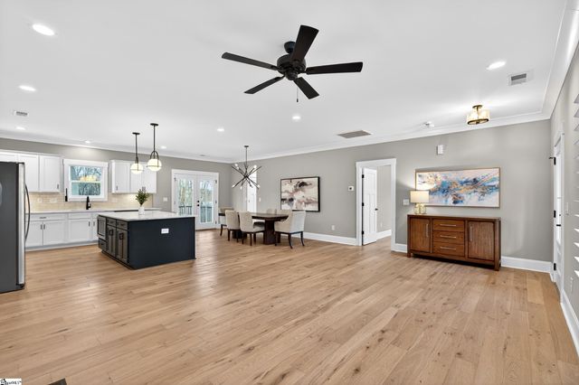 23 Arrow Head Road, Greenville, SC 29609