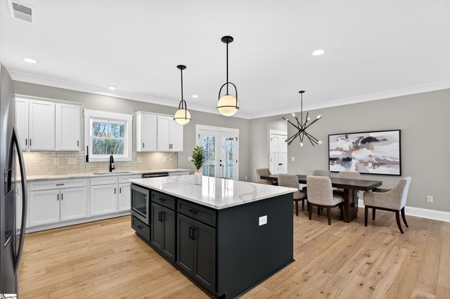 23 Arrow Head Road, Greenville, SC 29609