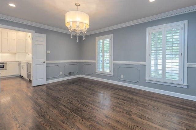 2608 HOLLY SPRING DR, Germantown, TN 38138