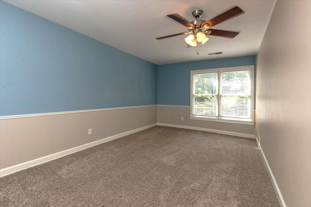 2608 HOLLY SPRING DR, Germantown, TN 38138