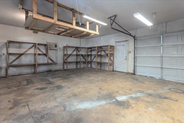 2608 HOLLY SPRING DR, Germantown, TN 38138