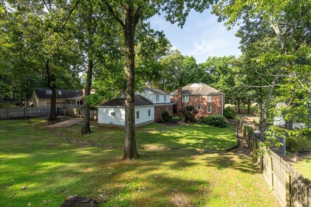 2608 HOLLY SPRING DR, Germantown, TN 38138