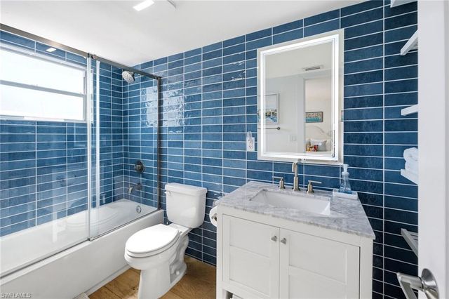 980 7th AVE S 204, Naples, FL 34102