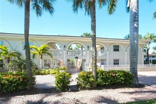 980 7th AVE S 204, Naples, FL 34102
