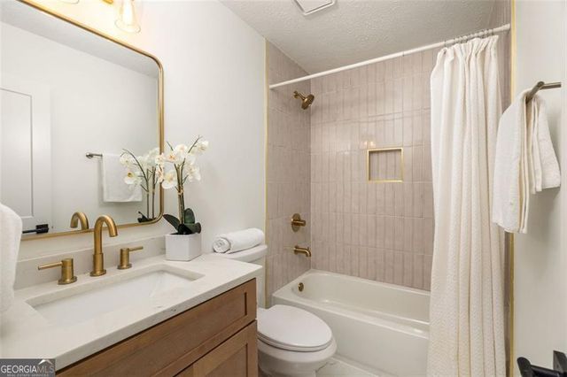 4058 Chedworth Way, Stone Mountain, GA 30083