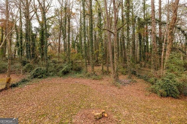 4058 Chedworth Way, Stone Mountain, GA 30083