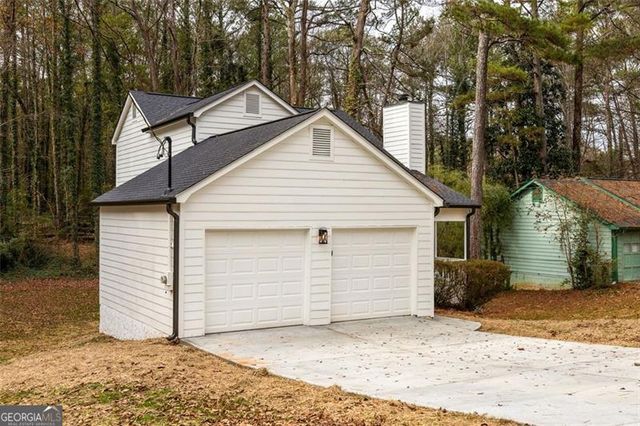 4058 Chedworth Way, Stone Mountain, GA 30083