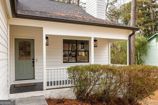 4058 Chedworth Way, Stone Mountain, GA 30083