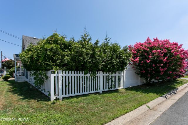 265 Thompson Avenue, North Middletown, NJ 07748