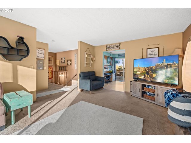 1950 Bridge St, Vernonia, OR 97064