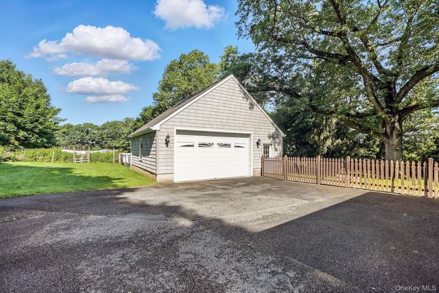 28 Moseman Avenue, Katonah, NY 10536
