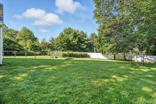 28 Moseman Avenue, Katonah, NY 10536