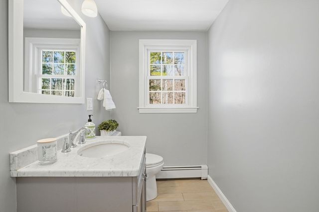 738 Mayflower Street, Duxbury, MA 02332