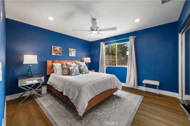2049 Monrovia, Costa Mesa, CA 92627
